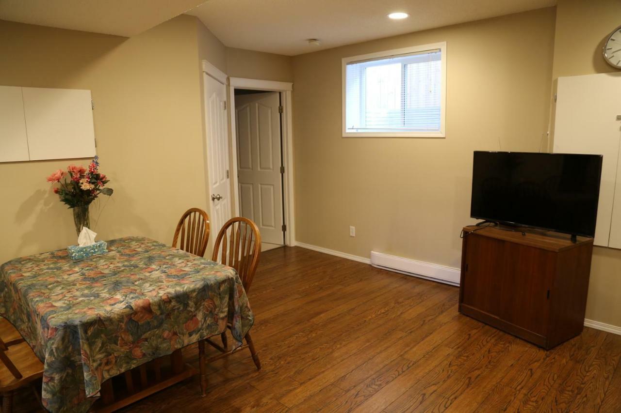 Ming'S Homestay YYC Eksteriør bilde